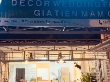 hệ thống thông khí và máy lạnh shop trang trí cổng cưới Phan Rang 